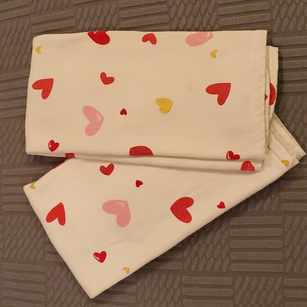 Valentine's Day Bathroom Hand Towels